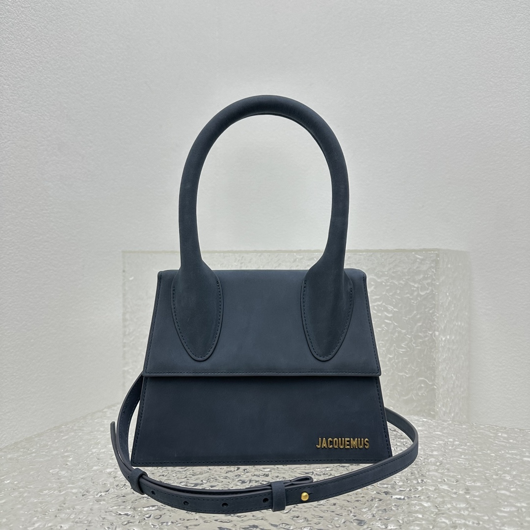 JACQUEMUS Le Chiquito Moyen Leather Bag in Dark Jacquemus 01179