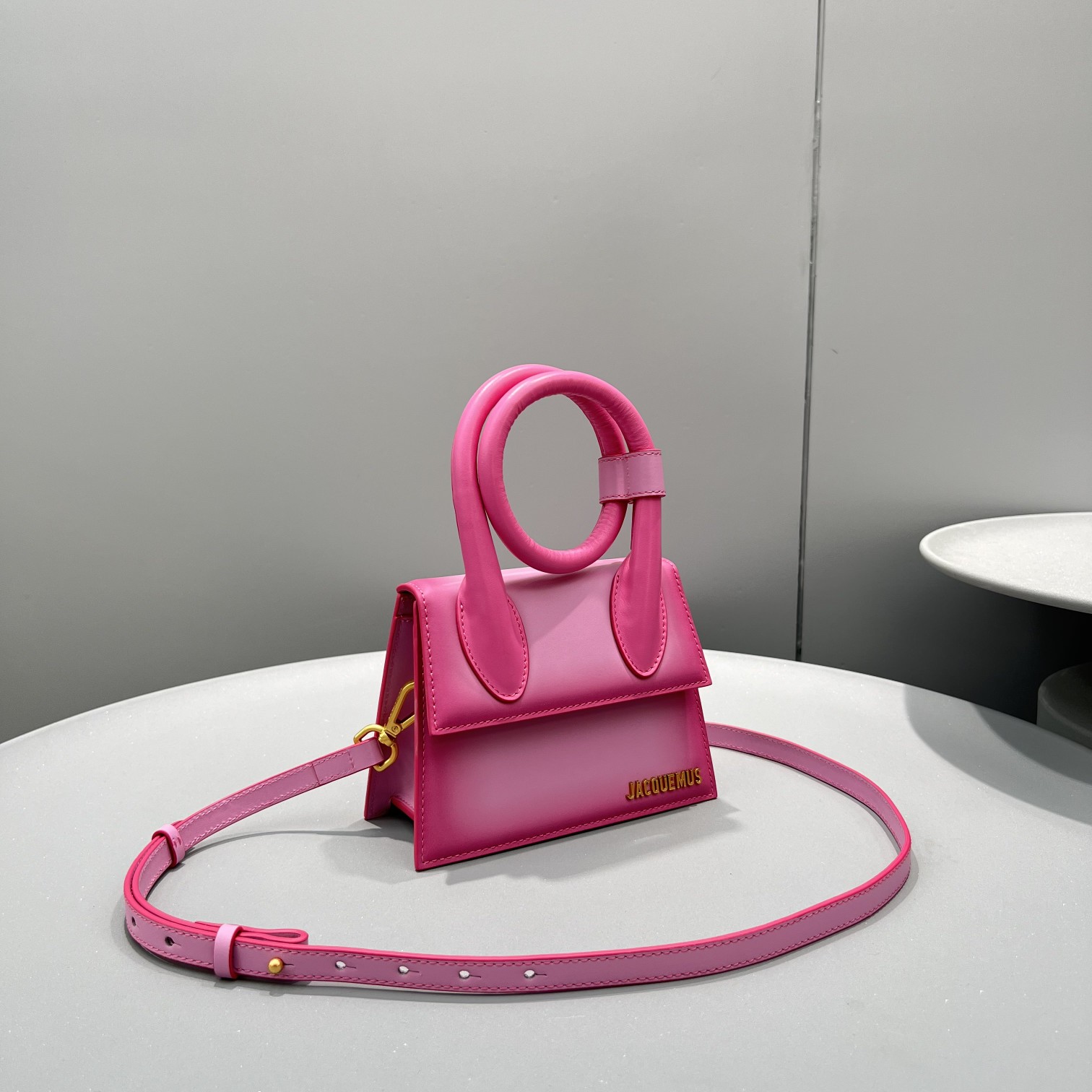 Jacquemus Le Chiquito Moyen Tote Bag |light Pink