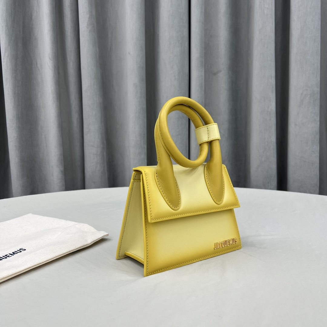 Jacquemus Le Chiquito Noeud Yellow in Leather with Gold-