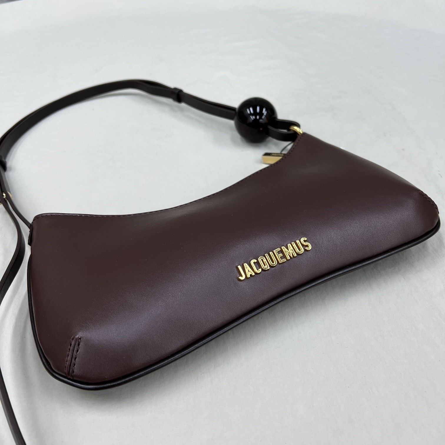 JACQUEMUS Smooth Calfskin Le Bisou Perle Medium Brown 1491398