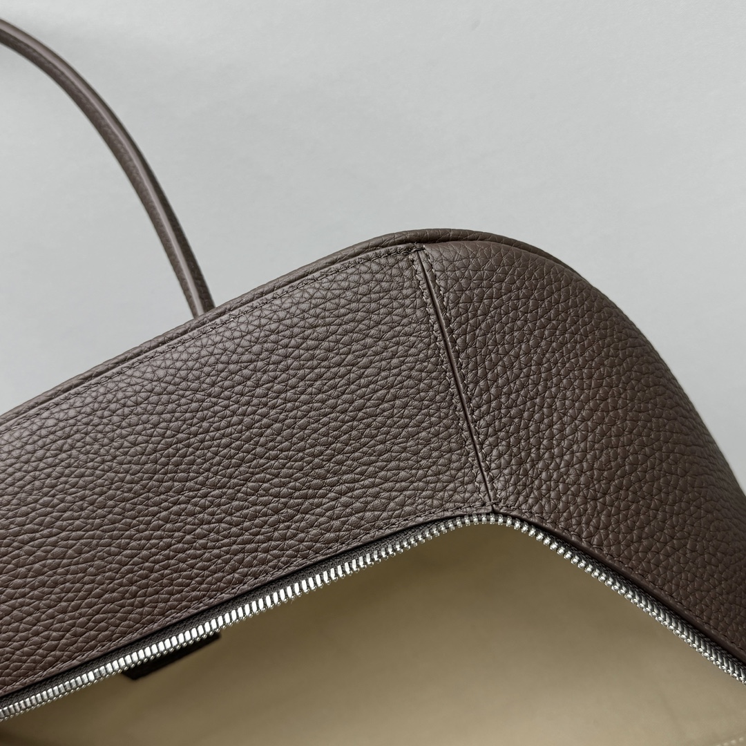 Jacquemus The Large Turismo Tote Bag | Brown