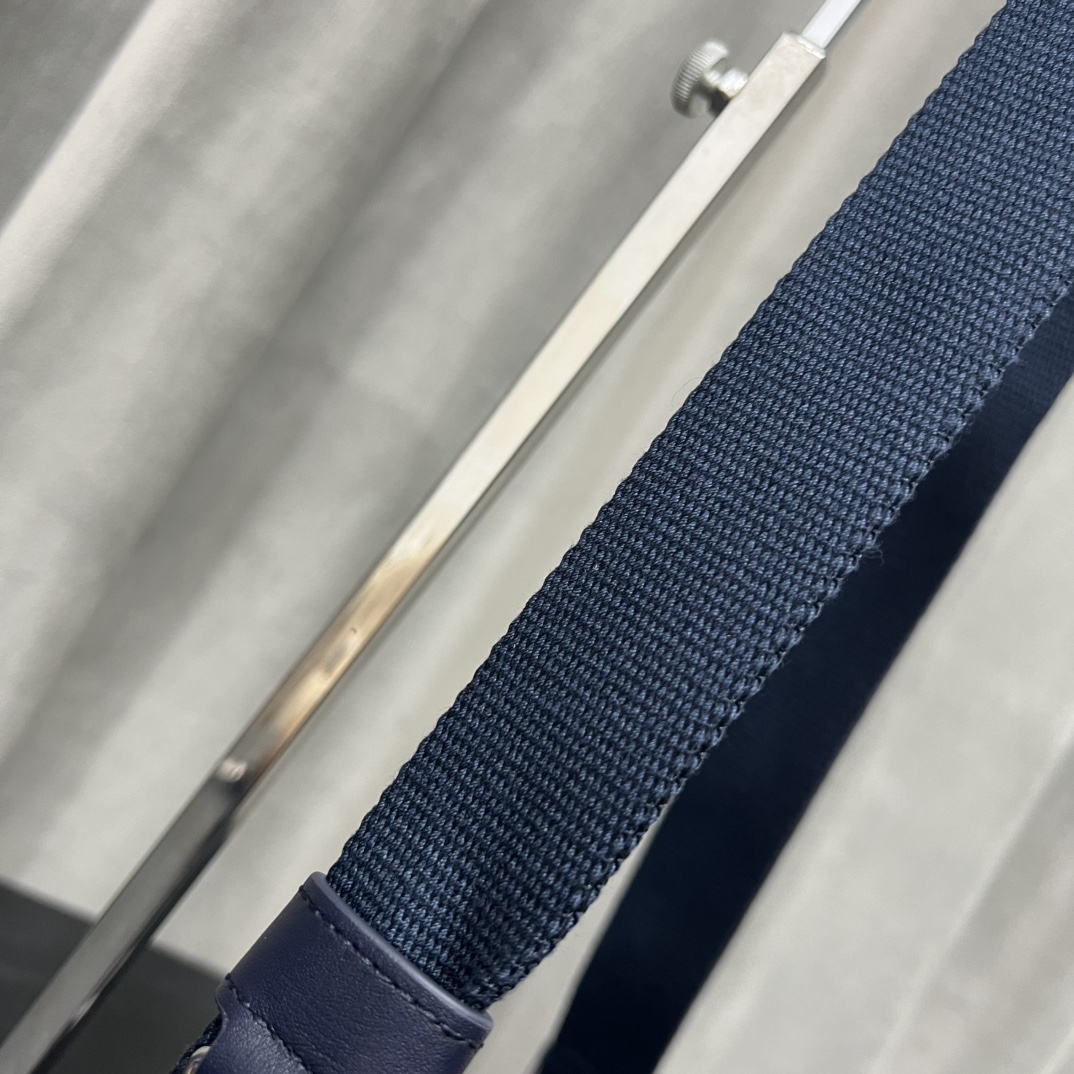 Jacquemus x Nike Swoosh Shoulder Bag | Blue Jacquemus 004512