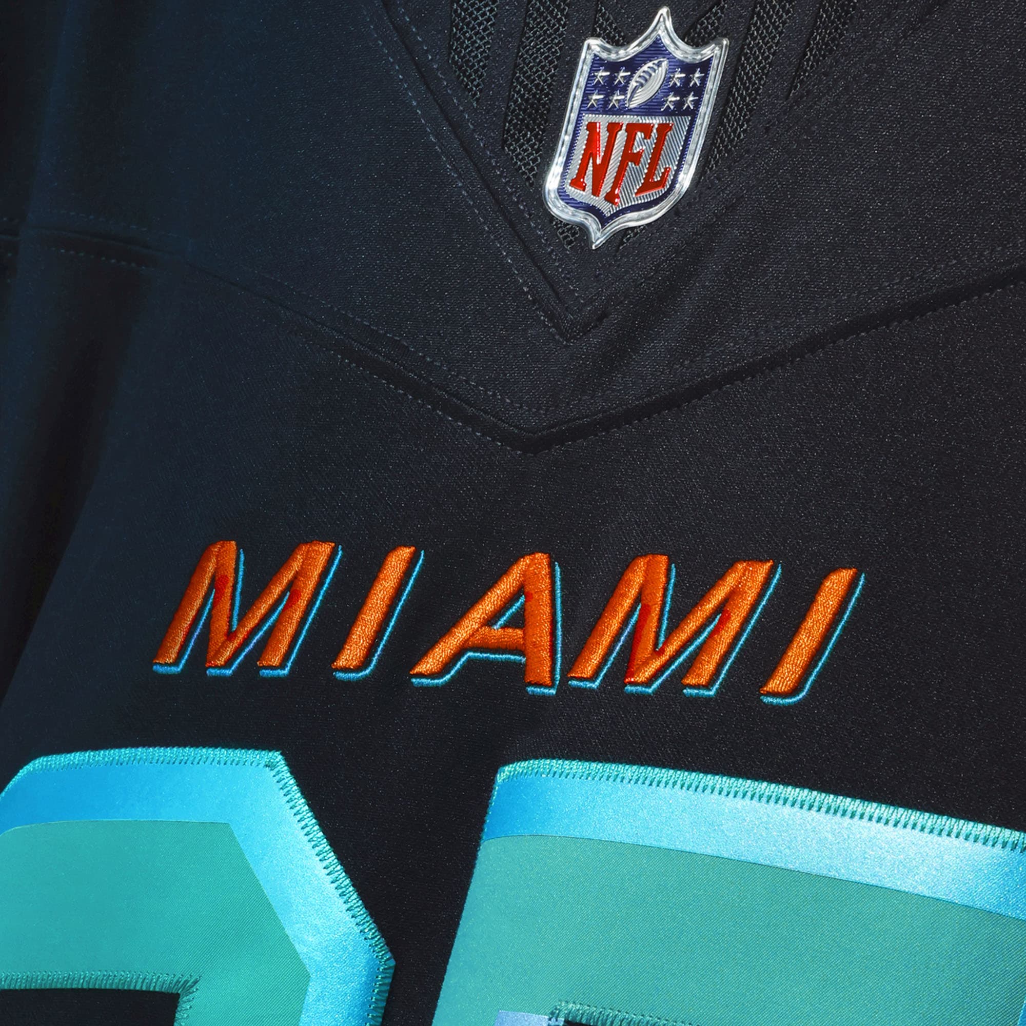 Jaylen Waddle Miami Dolphins Nike 2025 Rivalries Collection Limited Jersey – Pitch Blue