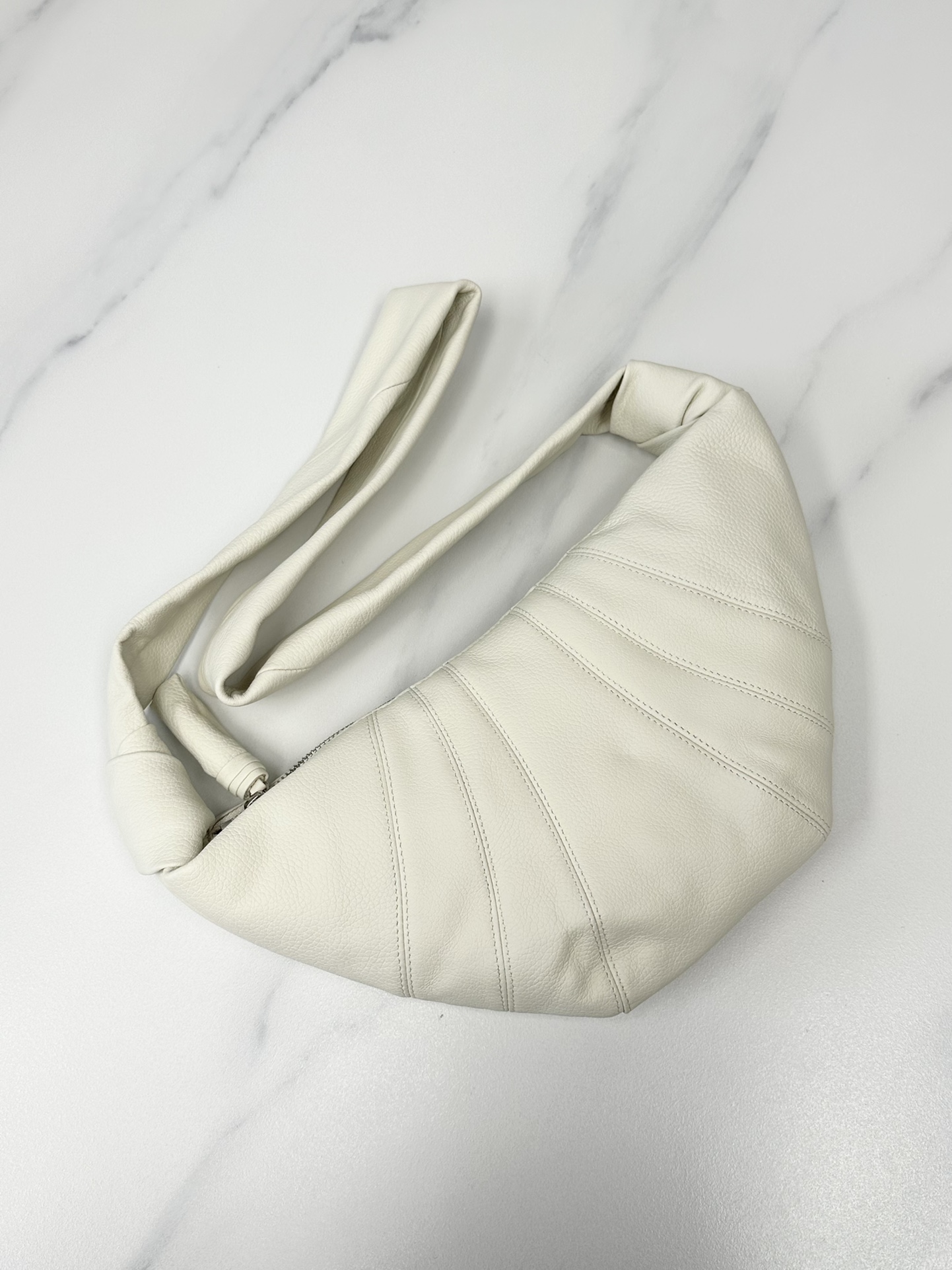 LEMAIRE Croissant Shoulder Bag | white.