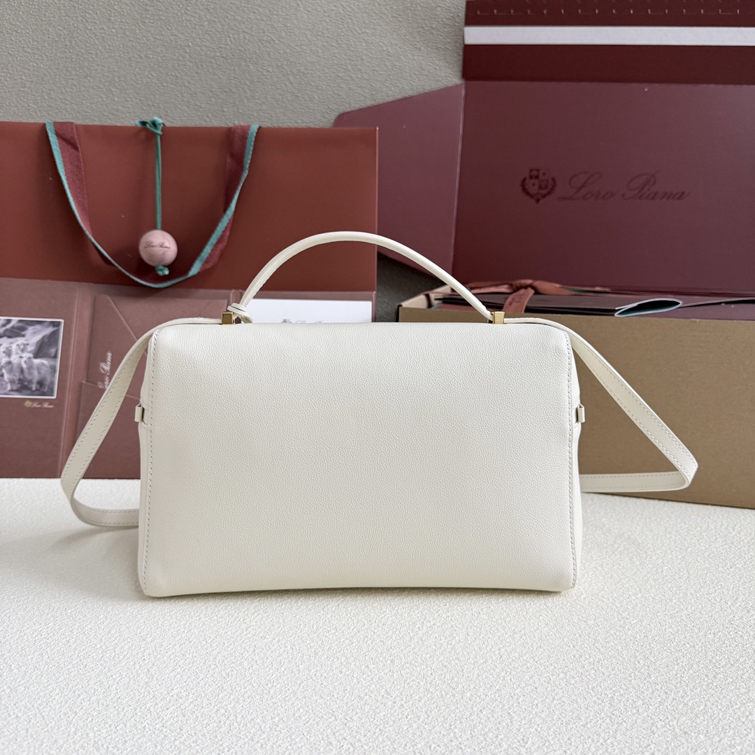 Loro Piana Extra Bag L27 Calfskin Whisper White/Sun Gold | Loro Piana FR