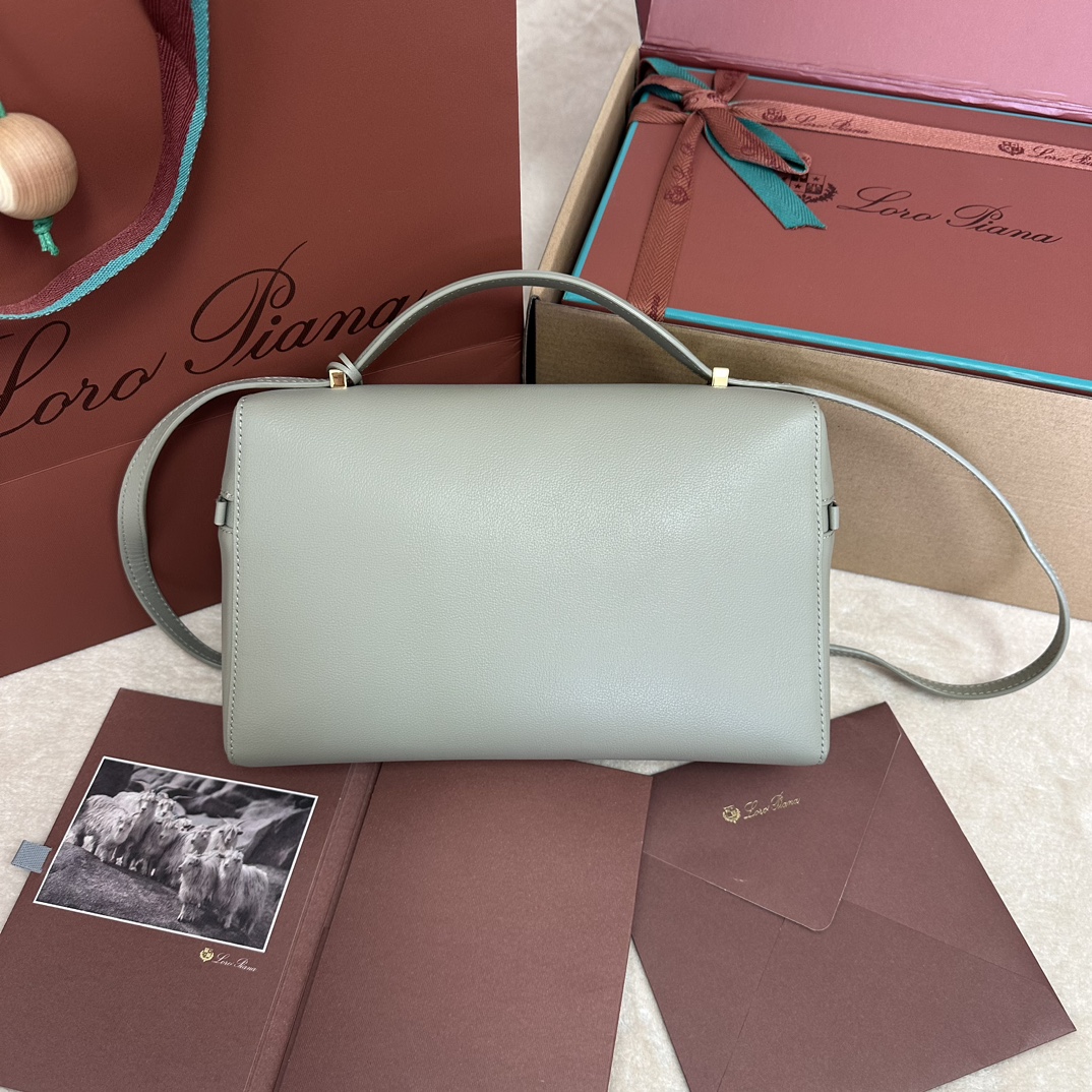 Loro Piana Extra Bag L27 Textured Calfskin Cayenne | Loro Piana