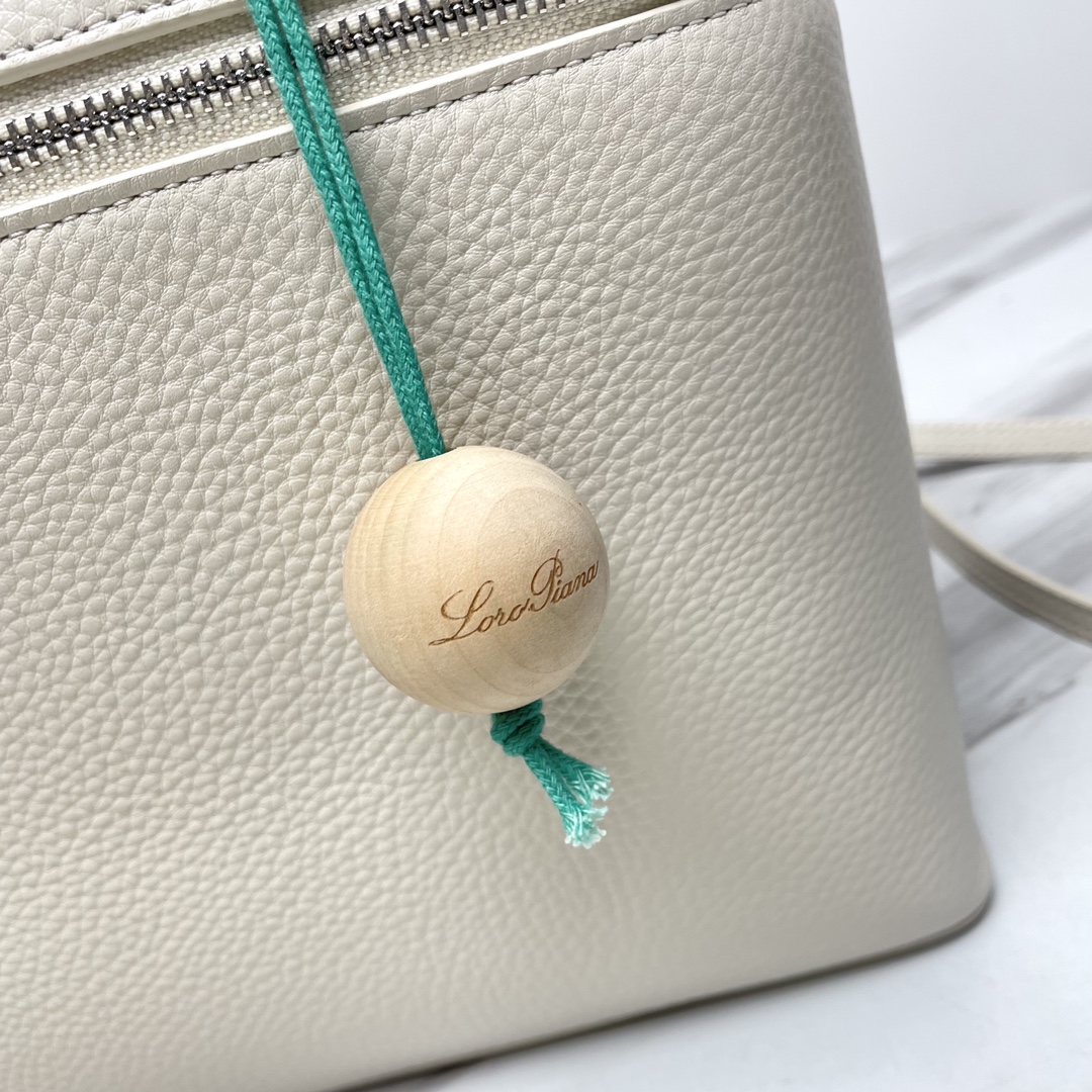 Loro Piana Extra Pocket Backpack L23.5 Eucalyptus Silver ...