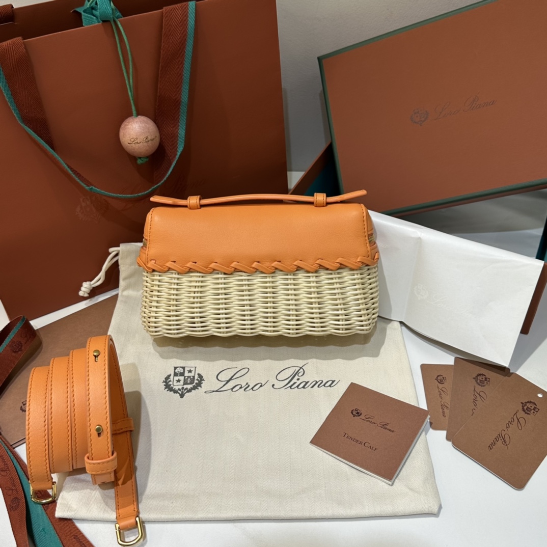 Loro Piana Extra Pocket L19 East-West wicker Rattan Malt-Sun