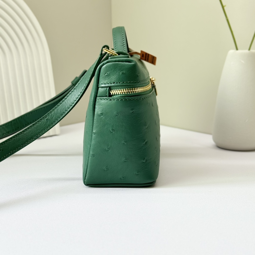 Loro Piana Extra Pocket L19 Lizard Leather Green Lagoon/Sun Gold | Loro Piana US