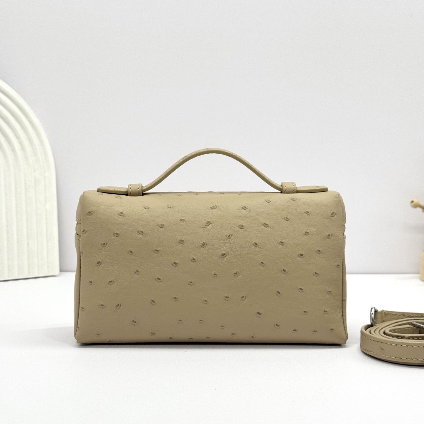 Loro Piana Extra Pocket L19 Pouch Beige Ostrich Gold