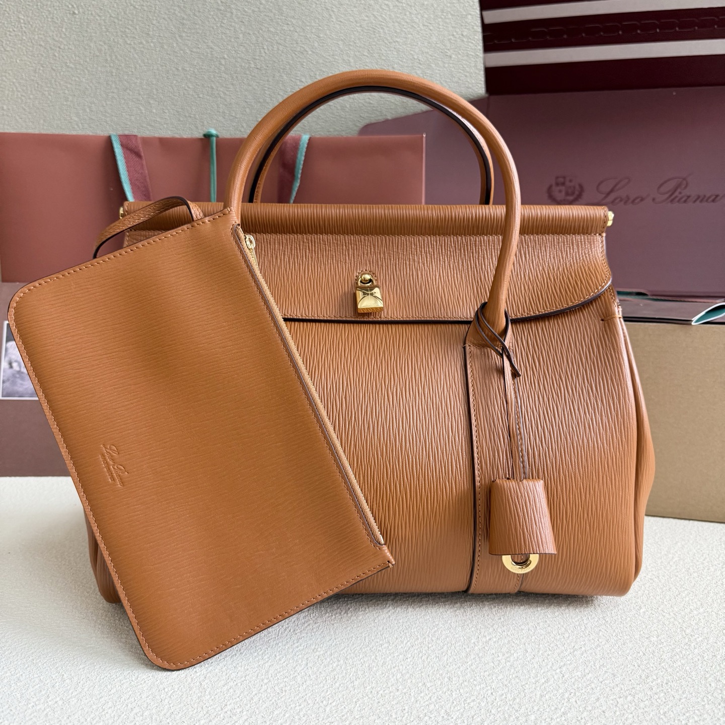Loro Piana Loom bag L32 Calfskin Warm Tan/Sun Gold | Loro Piana US