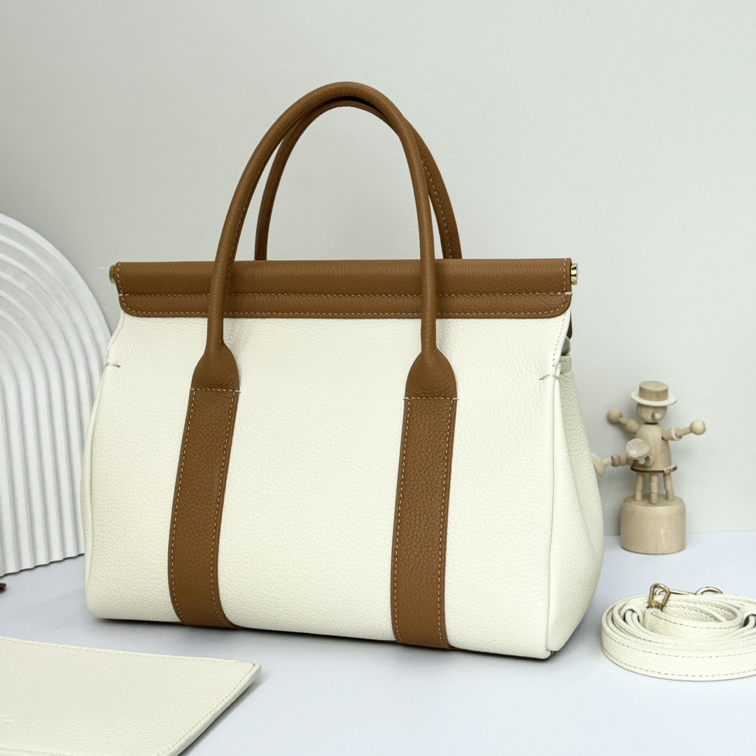 Loro Piana Loom bag L32 Calfskin Whisper White/Wheat Bran/Sun Gold |