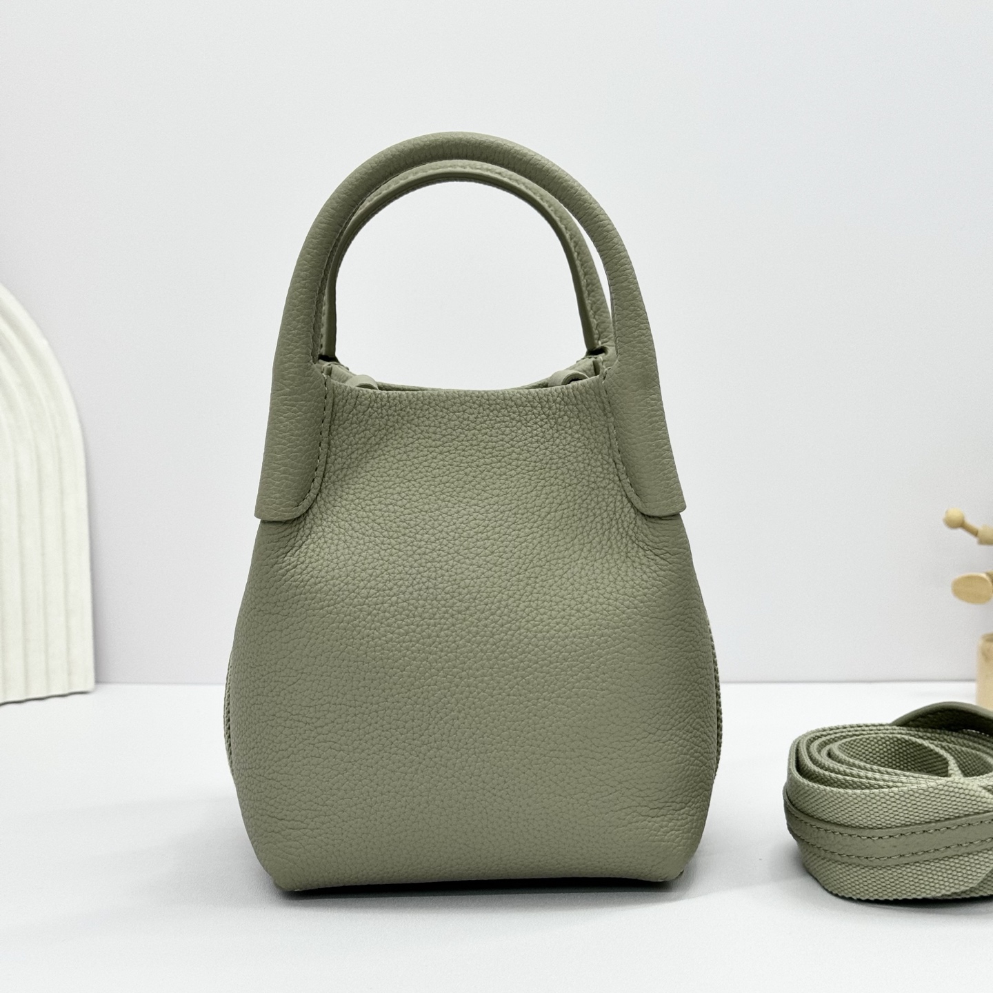 Loro Piana Micro Bale bag Grained Calfskin Dark Lichen Green | Loro Piana