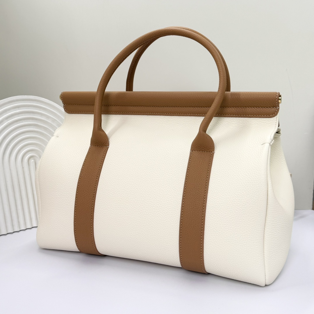 Loro Piana Woman Leather Goods Loom | Loro Piana