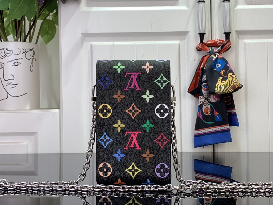 Louis Vuitton × Takashi Murakami Phone Pouch Metis