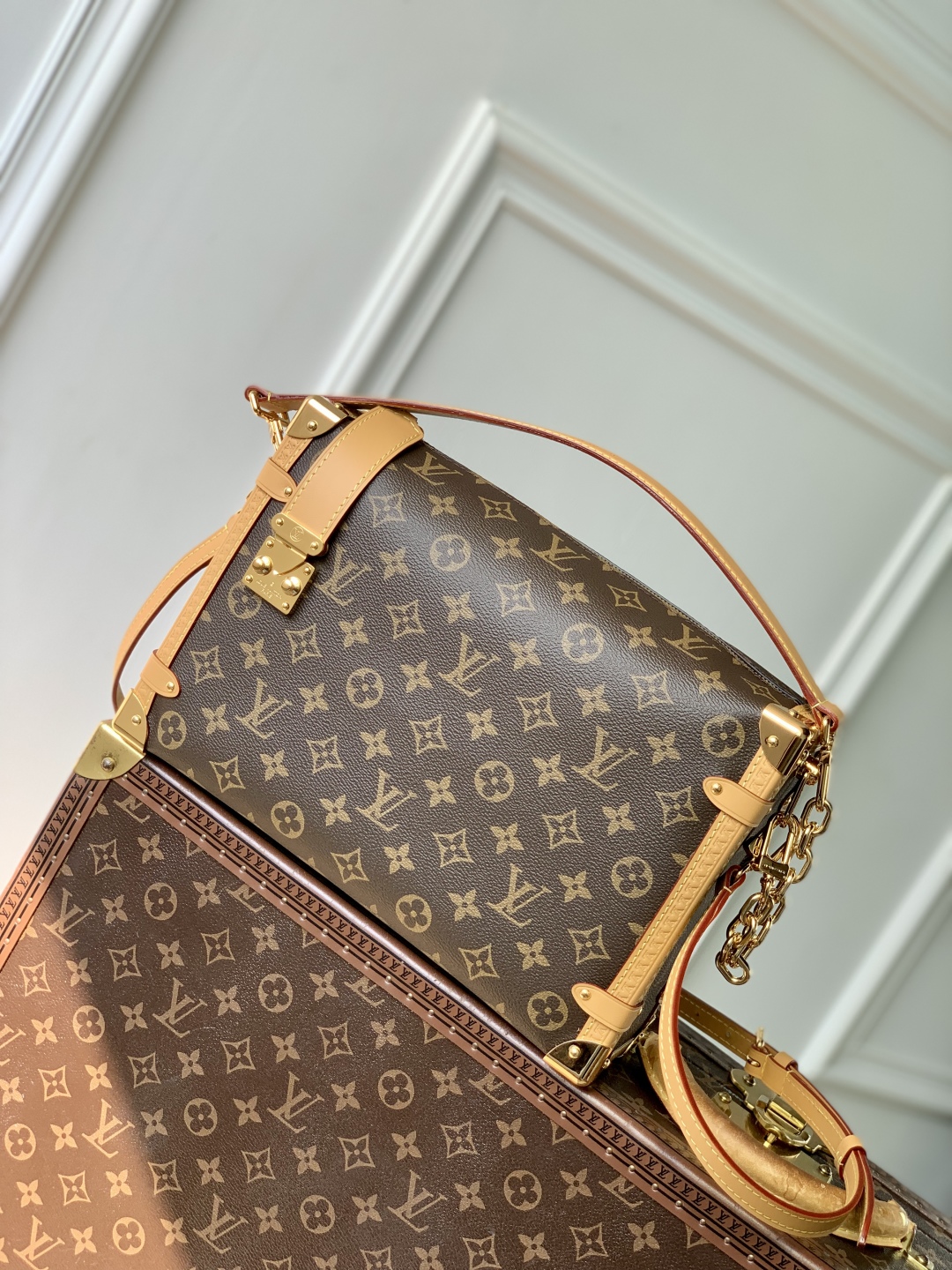 monogram Louis Vuitton Trunk Clutch