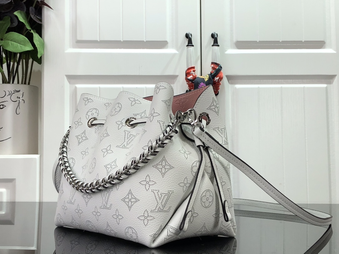 Louis Vuitton Bella Bag Small Brume Gray/Pink