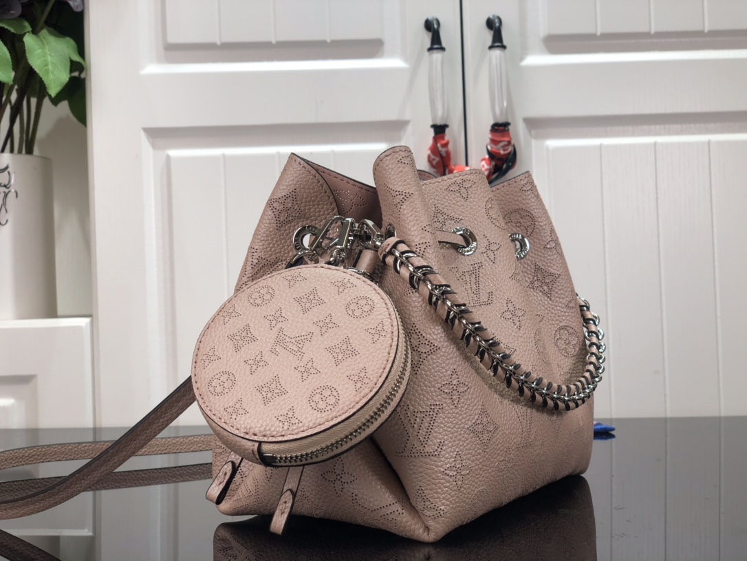 Louis Vuitton Bella 'Magnolia Pink'