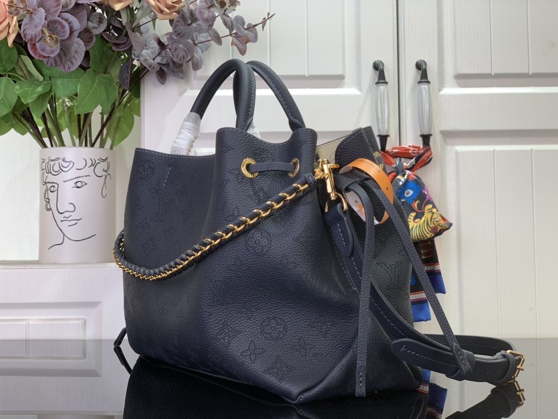 Louis Vuitton Bella Tote Mahina - Bags and Small Leather Goods - Women's Bags | LOUIS VUITTON