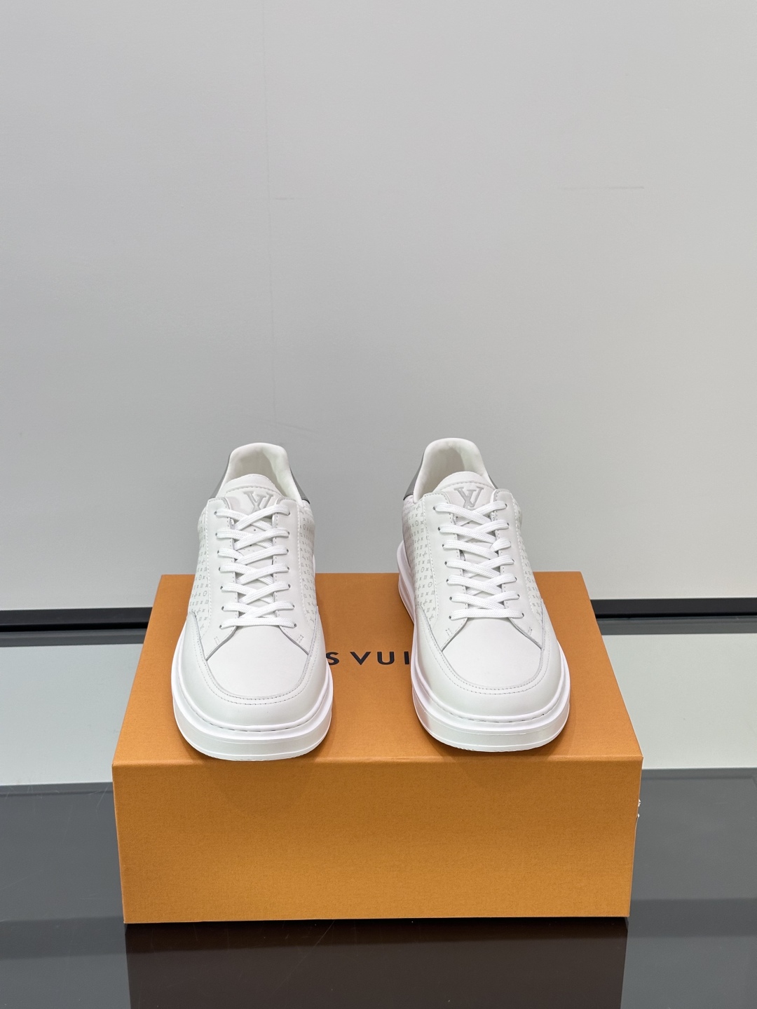Louis Vuitton Beverly Hills â€˜Whiteâ€™ Shoes 1ADDPN