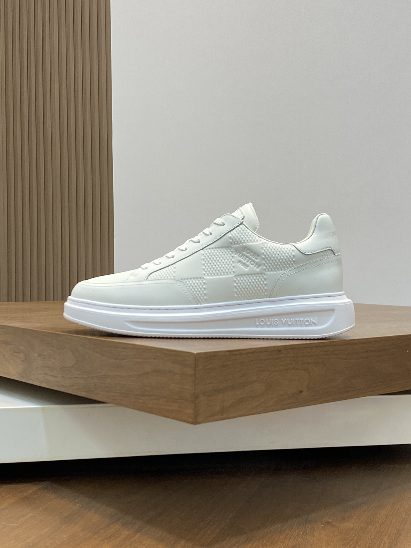 Louis Vuitton Beverly Hills white Sneakers - Shoes | LOUIS VUITTON