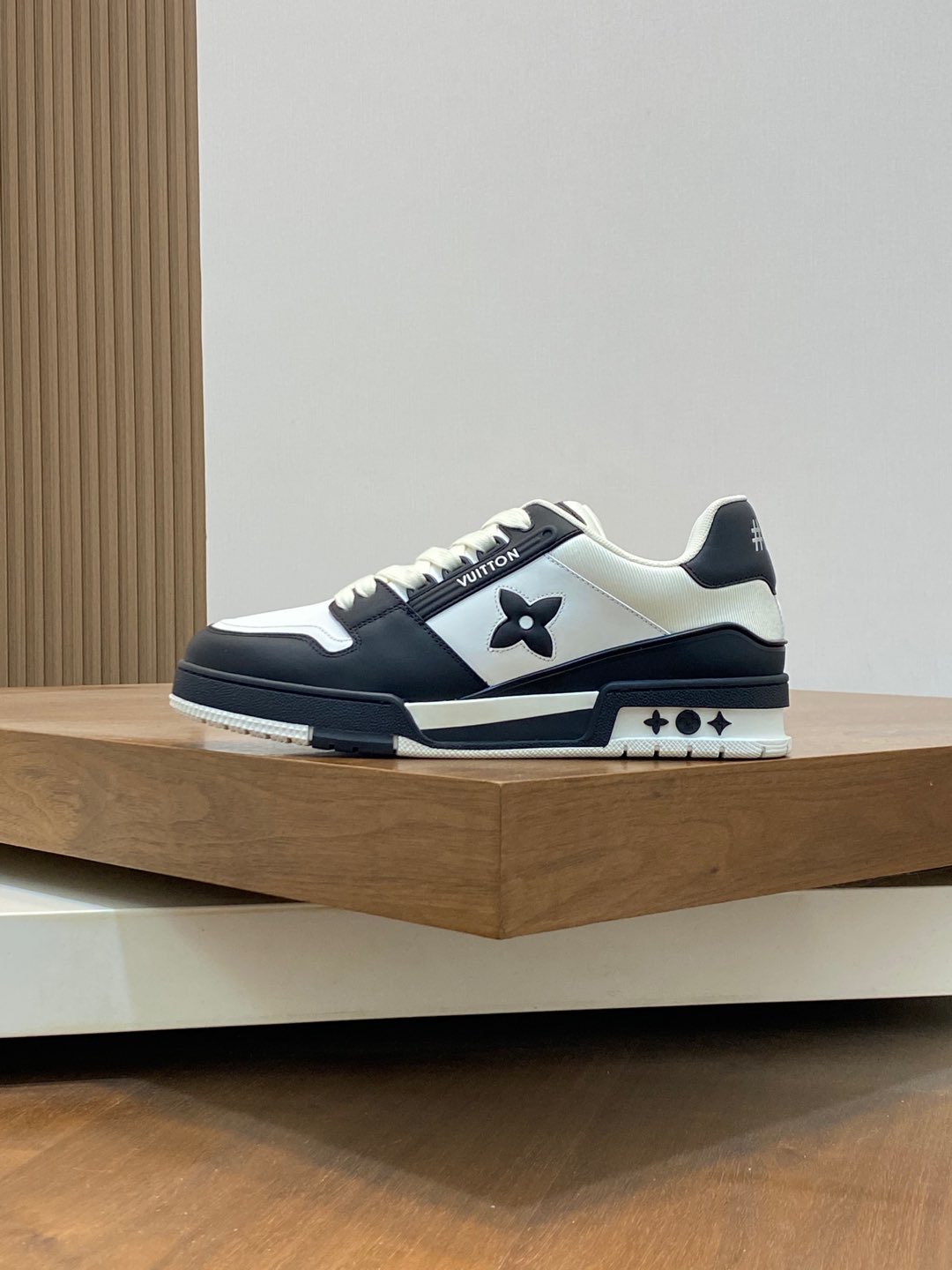 Louis Vuitton Black and White Calf Leather Sneakers