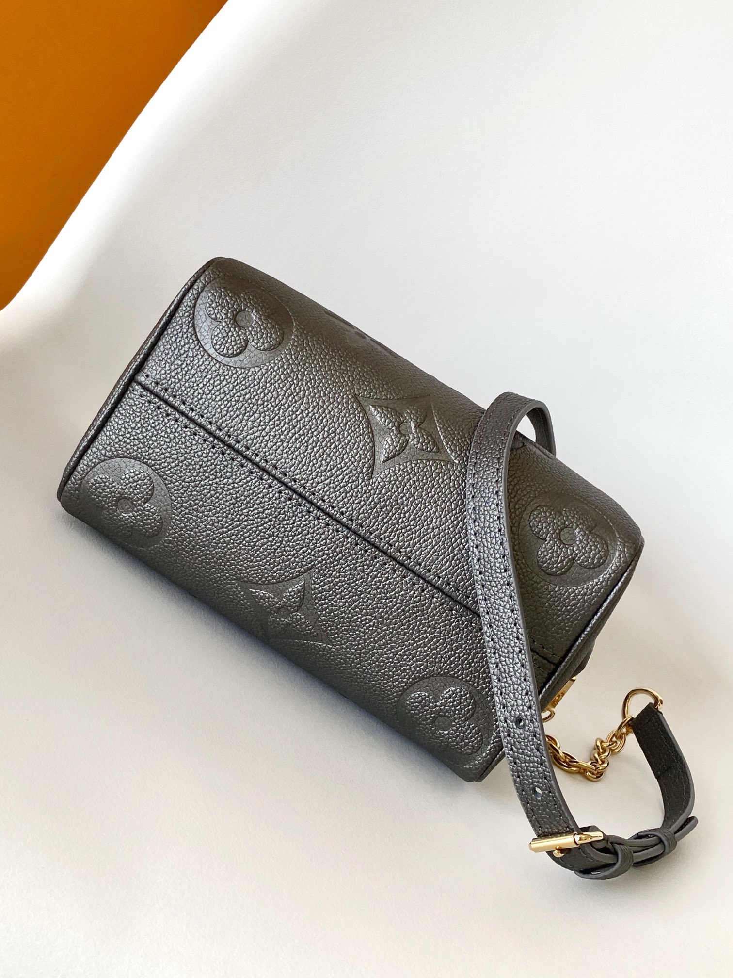 Louis Vuitton Black Leather Shoulder Bag