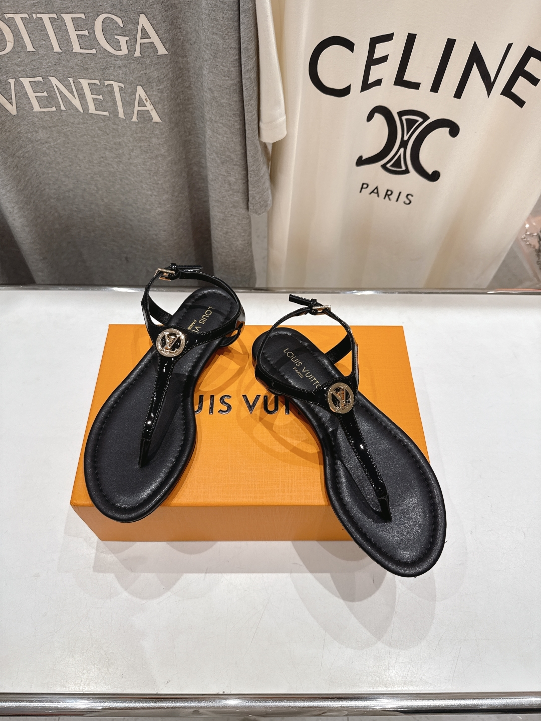 Louis Vuitton Black Patent Leather T-Strap Sandals for Women