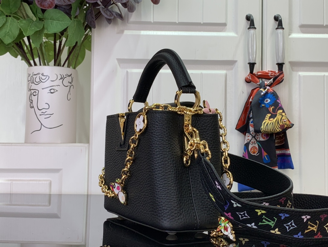 Louis Vuitton Capucines BB Capucines Bag Black