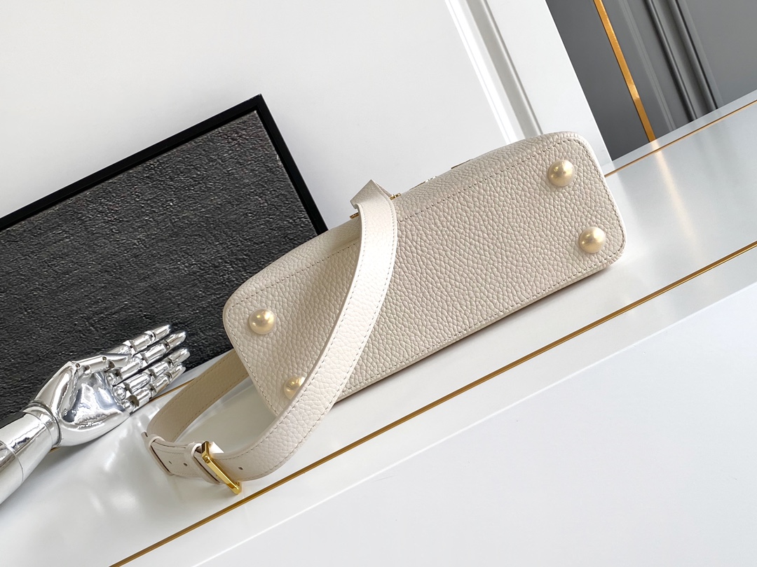 Louis Vuitton Capucines BB Capucines – Men – Discontinued Product