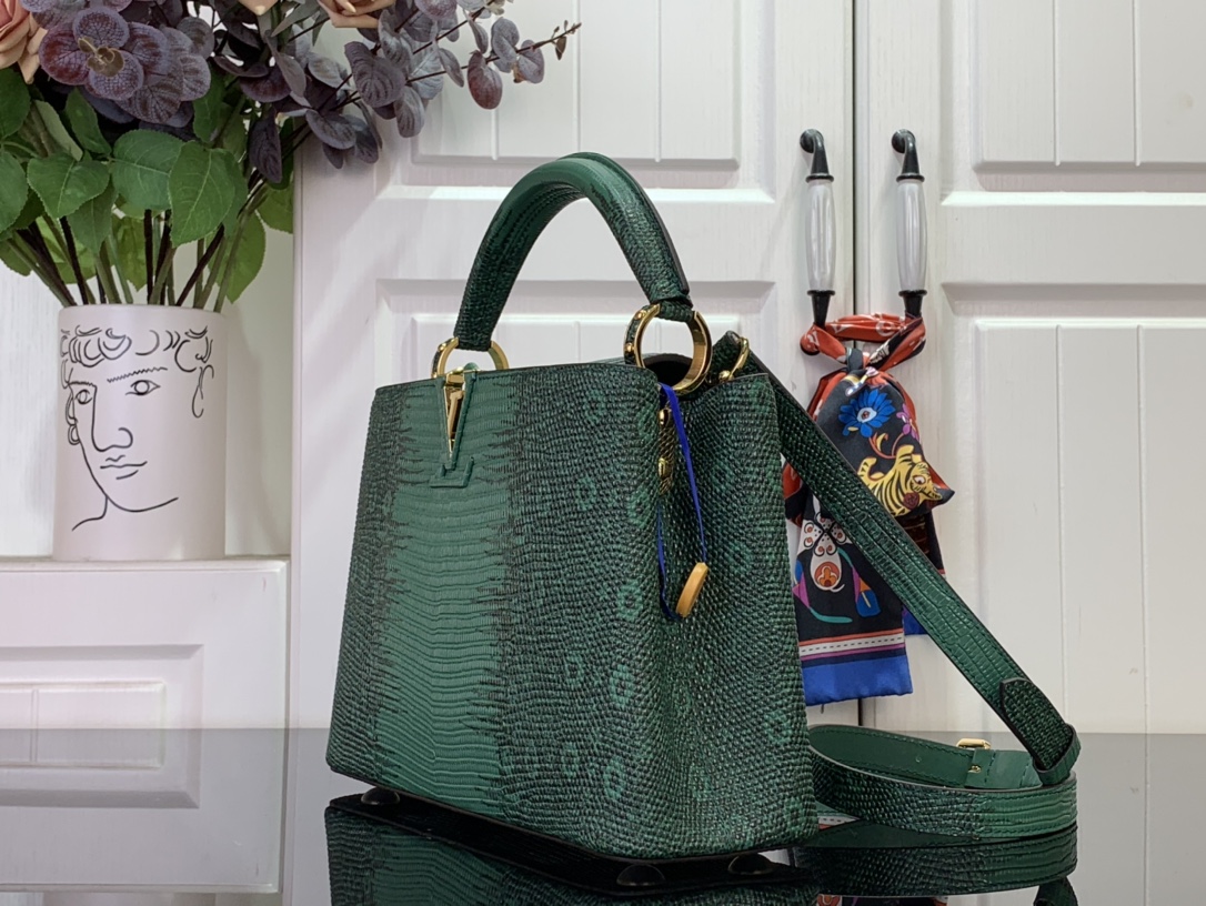 Louis Vuitton Capucines Bb- Green