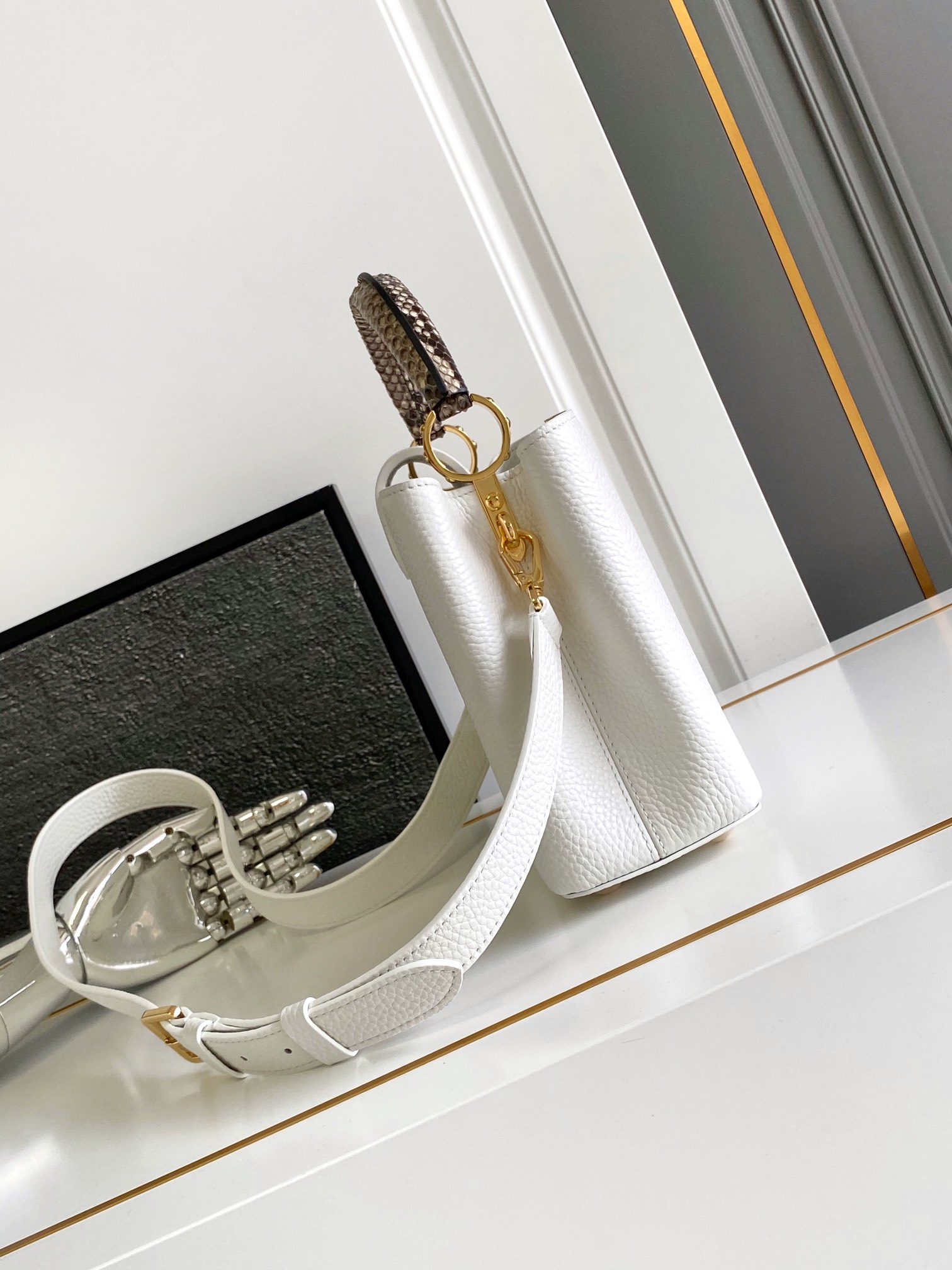 Louis Vuitton Capucines Mini Capucines - Handbags | LOUIS VUITTON