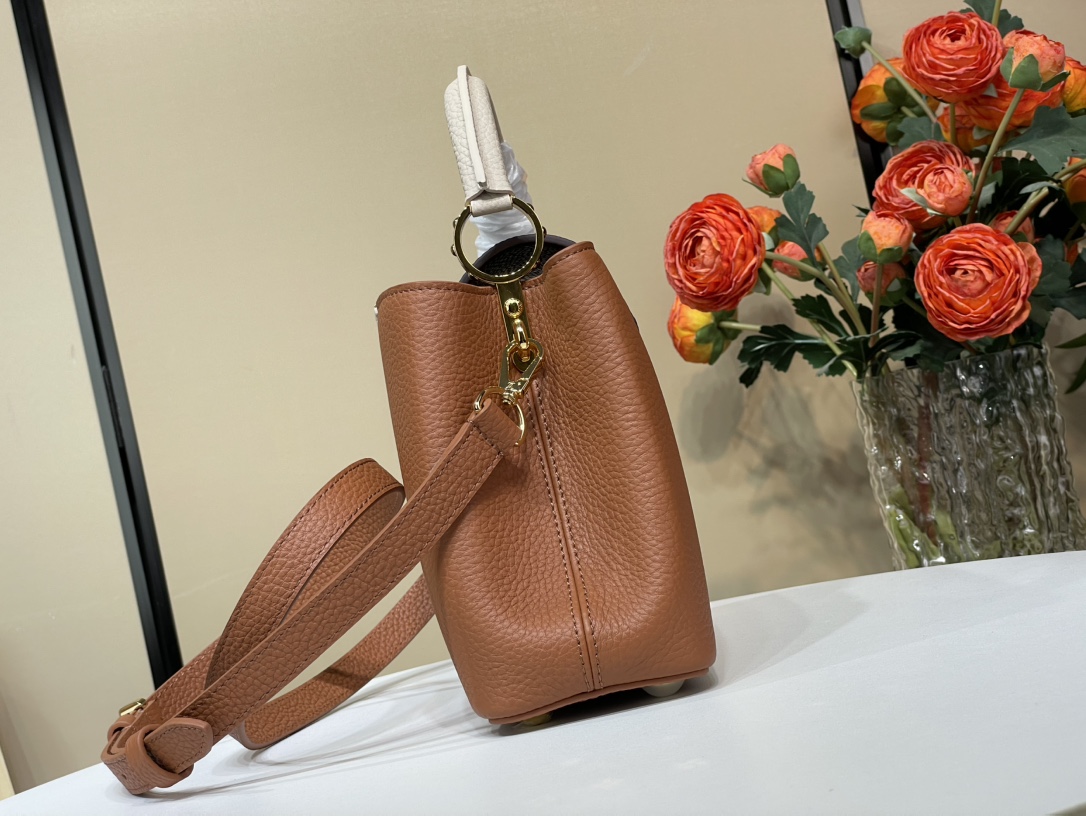 Louis Vuitton Capucines Mini Capucines - Women - Handbags