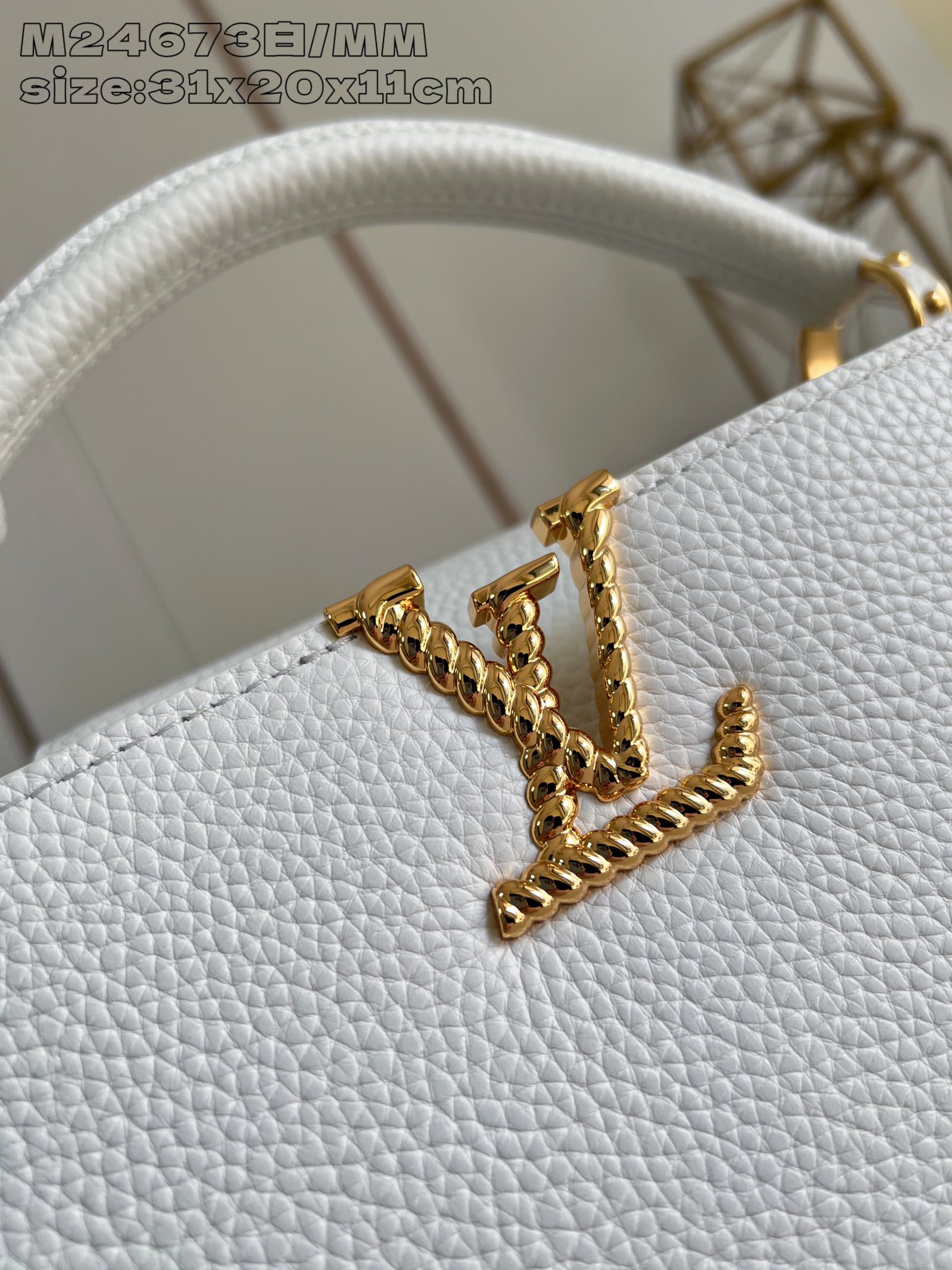 Louis Vuitton Capucines Nano Capucines Bag White