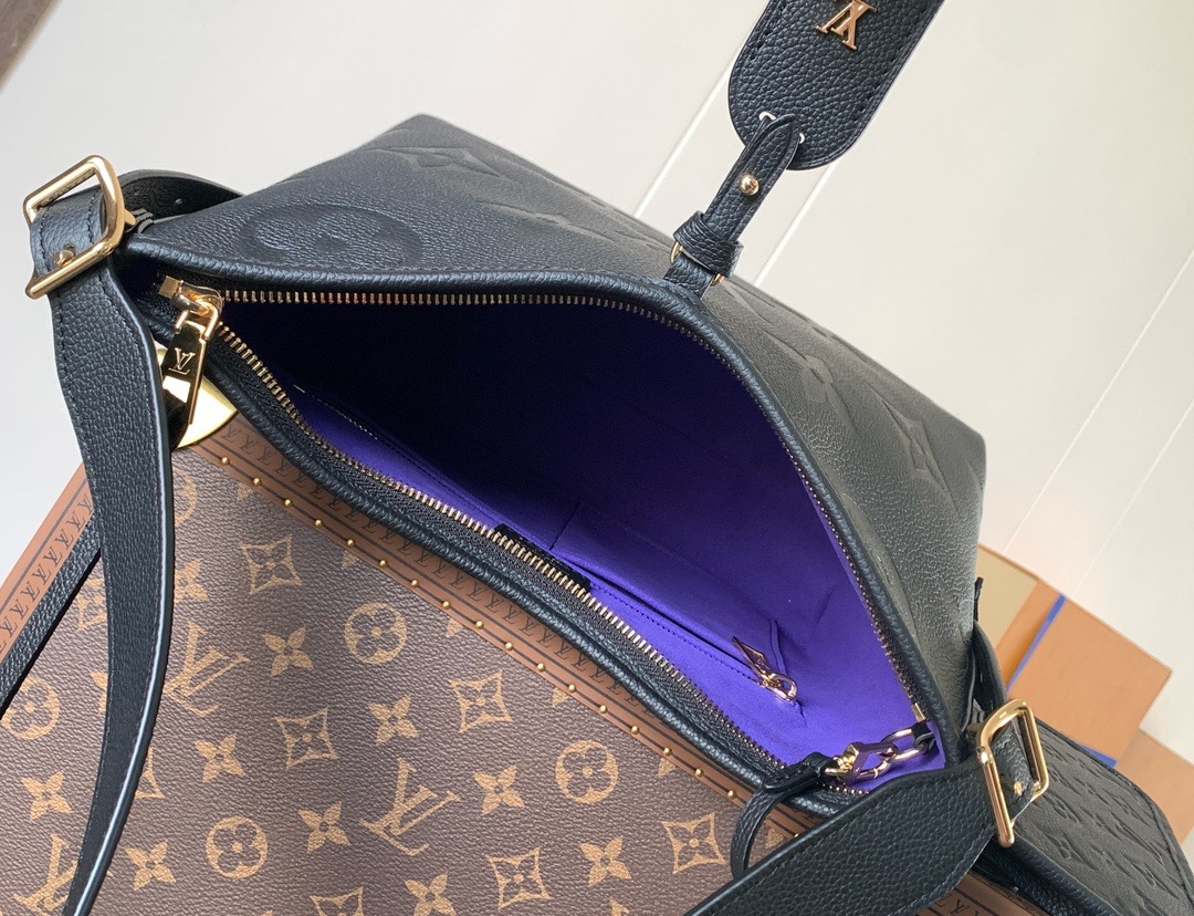 Louis Vuitton CarryAll PM Bag 'Black'