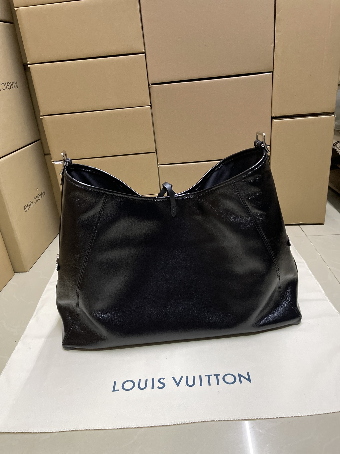 Louis Vuitton CarryAll Vibe MM LV Vibe - Women - Handbags