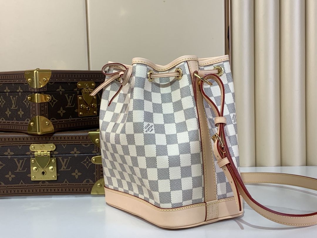 Louis Vuitton Damier Azur Noe 'White'