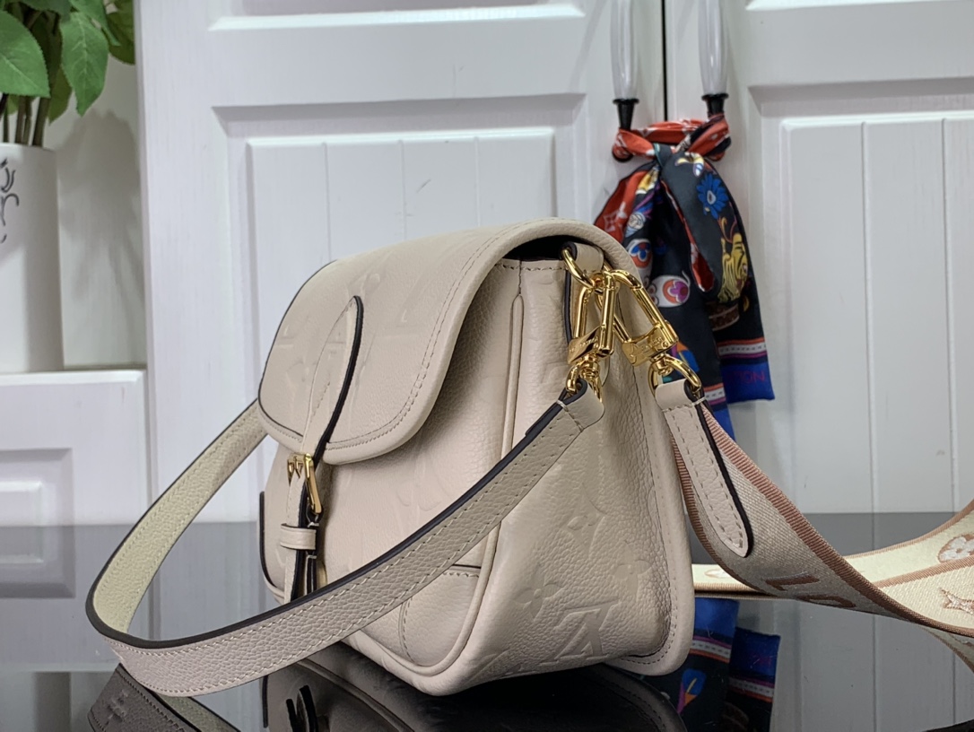 Louis Vuitton Diane Monogram Empreinte Bag Beige
