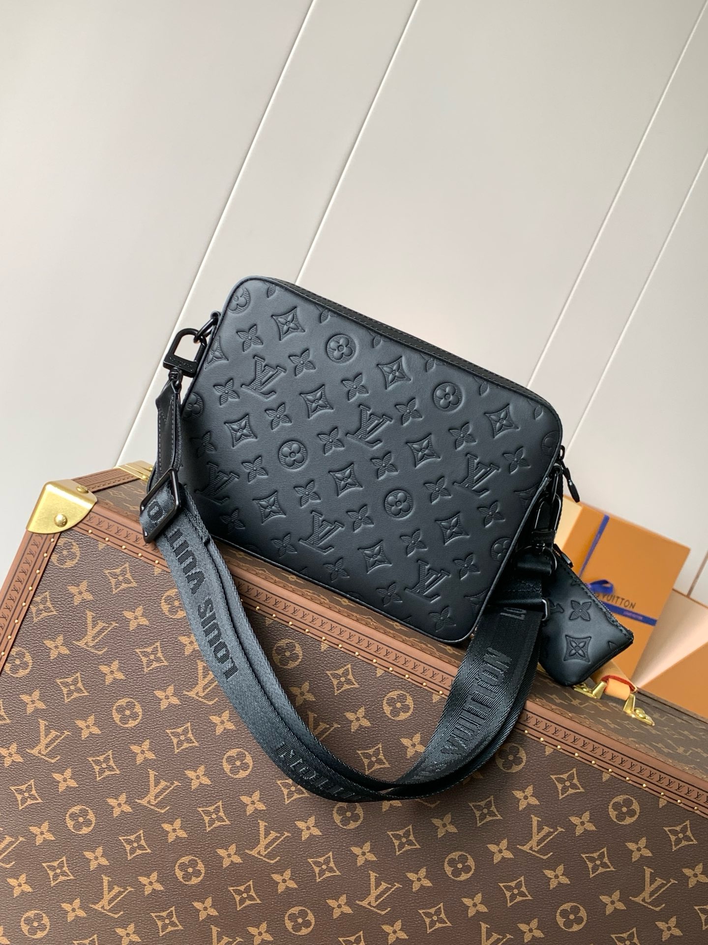 Louis Vuitton Duo Messenger Bag 'Black' M69827