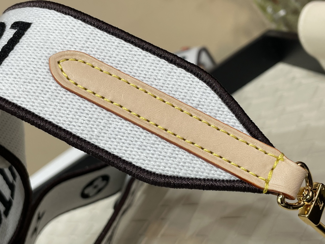 LOUIS VUITTON Jacquard Bandouliere Shoulder Strap