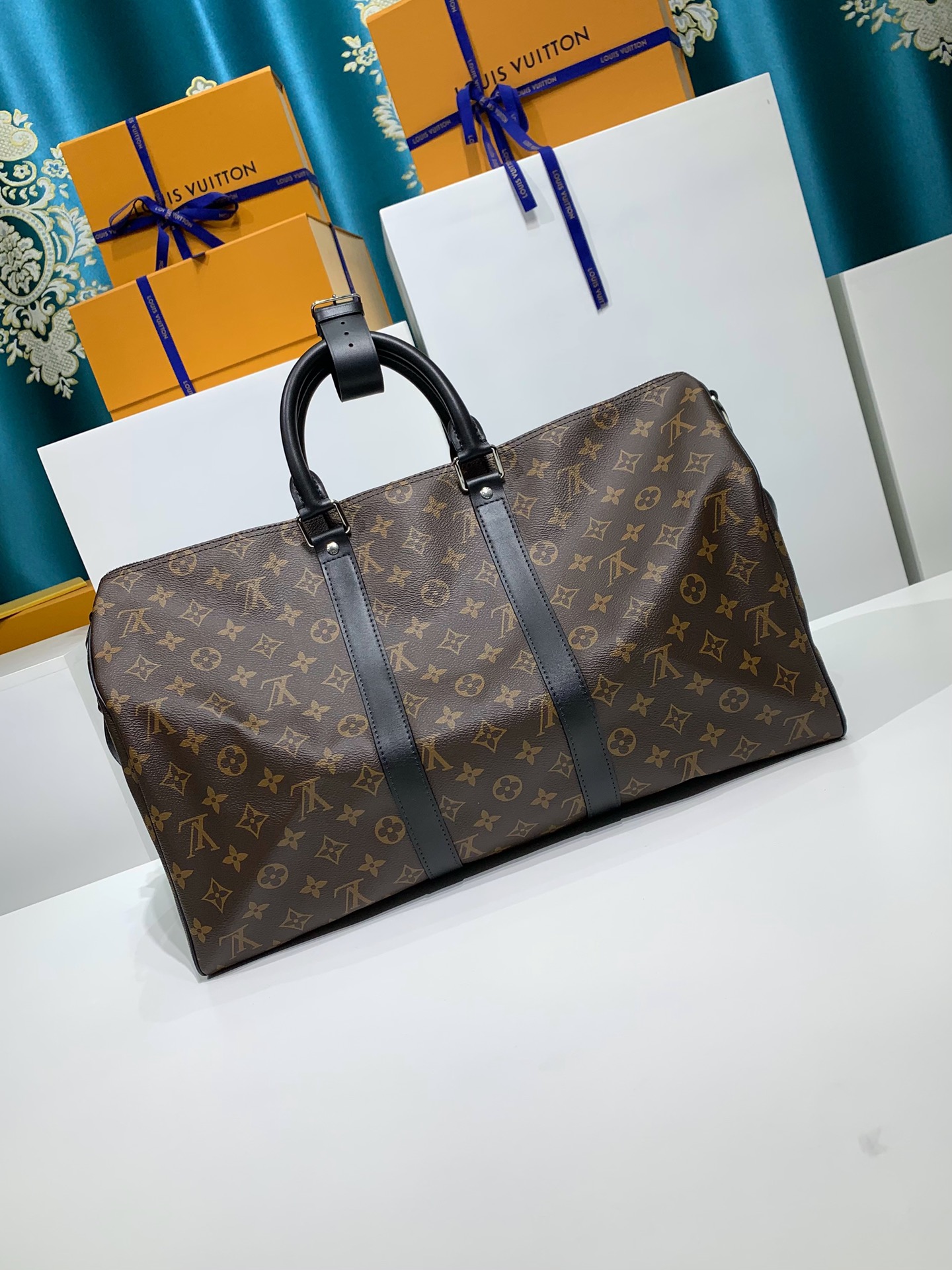 LOUIS VUITTON Keepall Bandoulière 45 Monogram Macassar Brown Bag