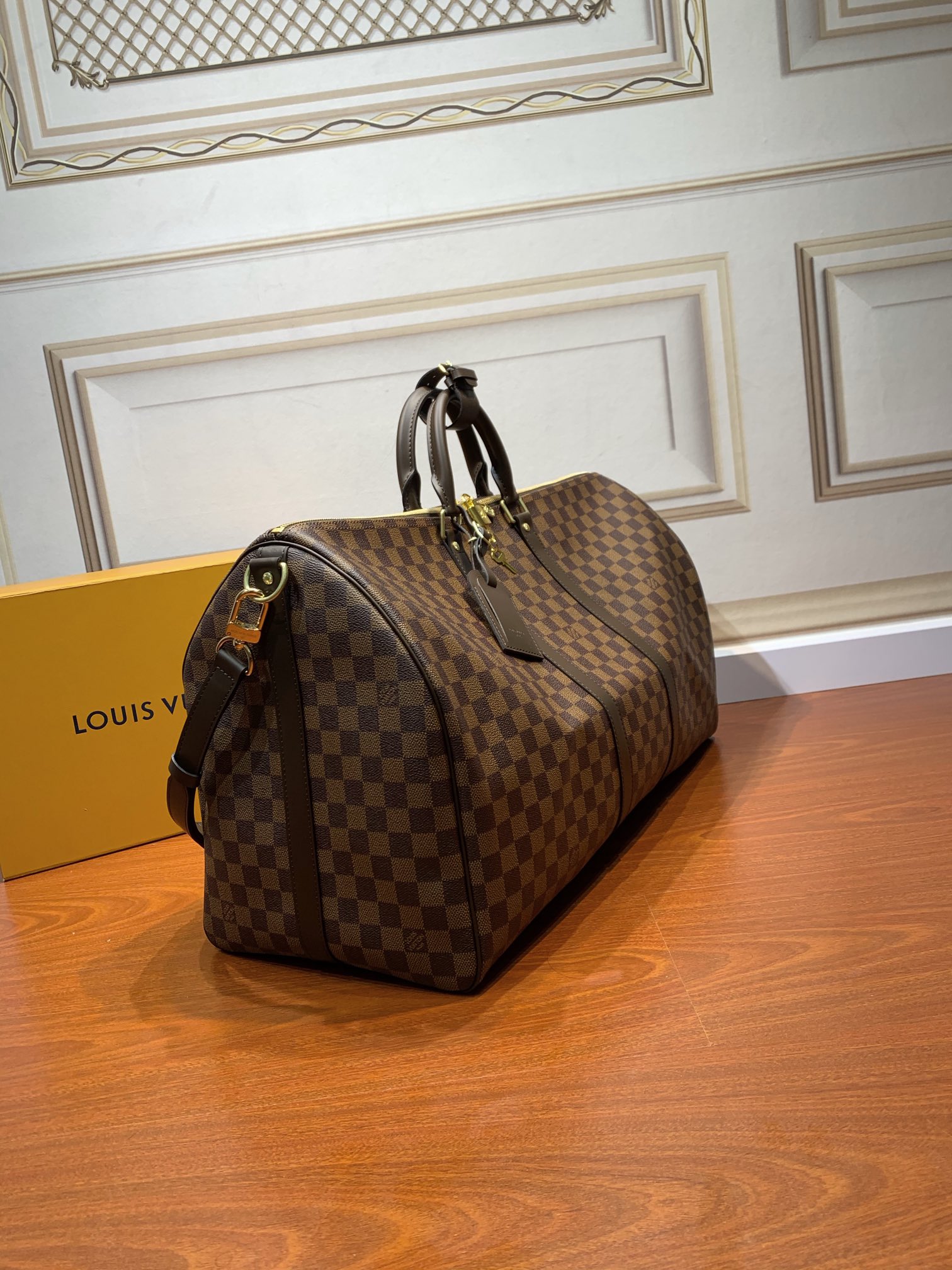 LOUIS VUITTON Keepall Bandoulière 55 Damier Ebene Brown Canvas Bag