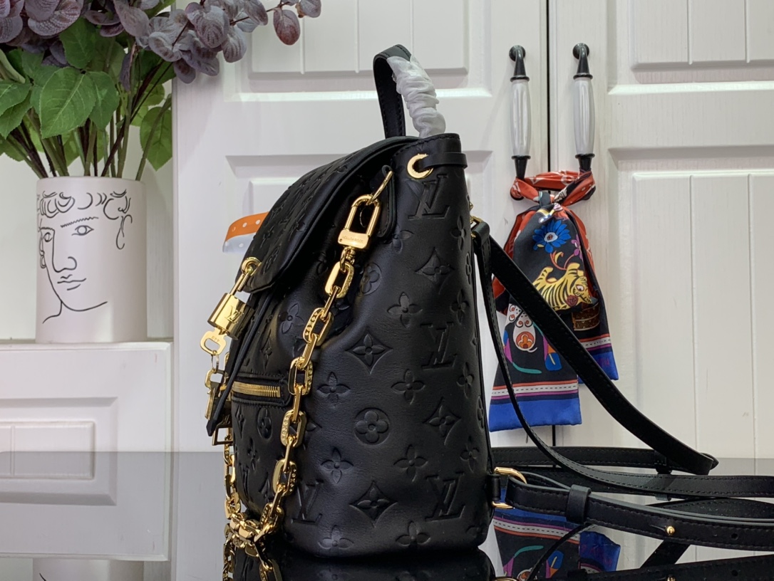LOUIS VUITTON Kussin backpack mini bg22620