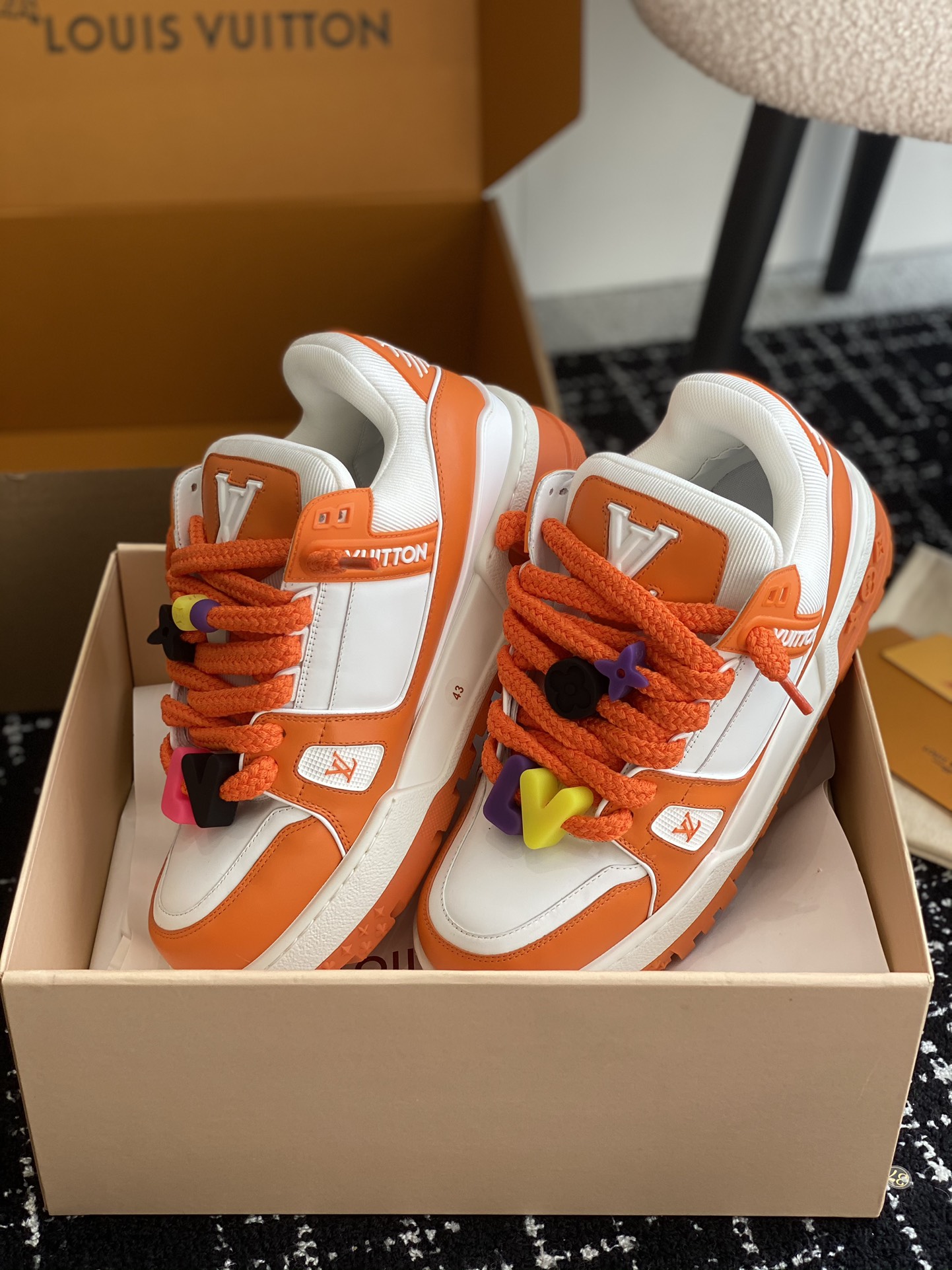 Louis Vuitton  Louis Vuitton Trainer Maxi Low-Top Fashion Sneakers 0079
