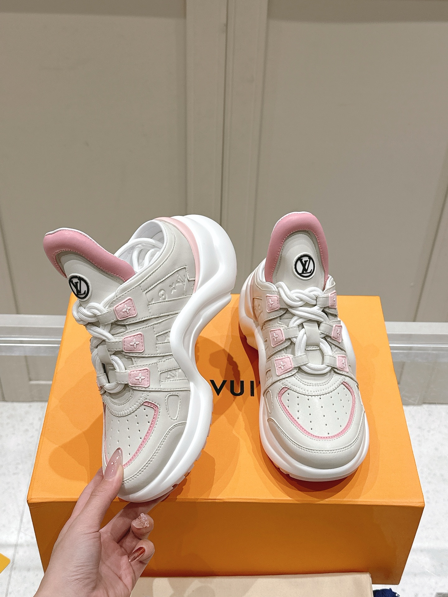 Louis Vuitton LV Archlight Sneaker in White Mix Light Pink Embossed Calfskin i