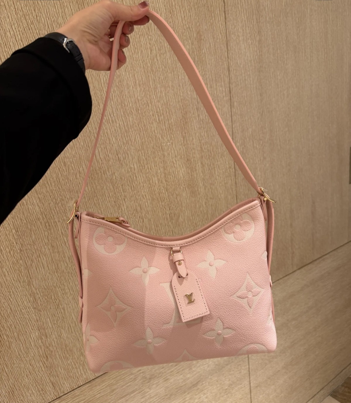 Louis Vuitton LV Carryall PM Pink Quartz Monogram Empreinte Bag Best