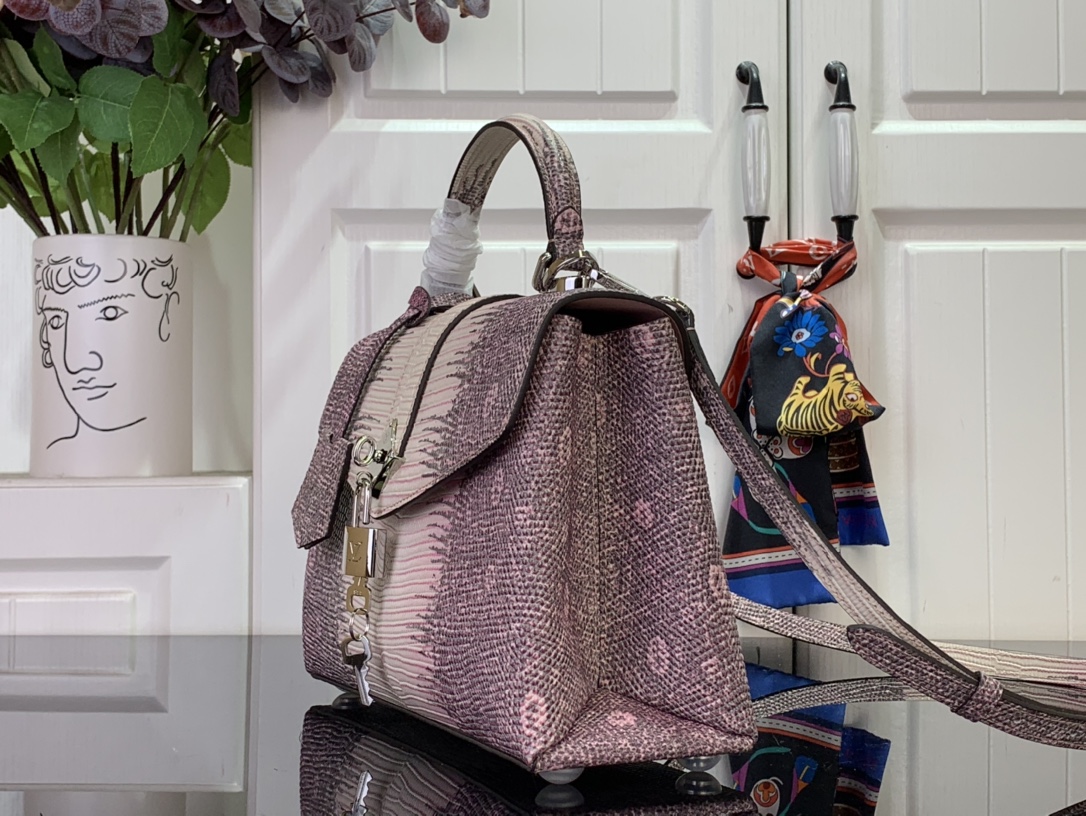 Louis Vuitton LV Handbag Pink Crocodile Pattern