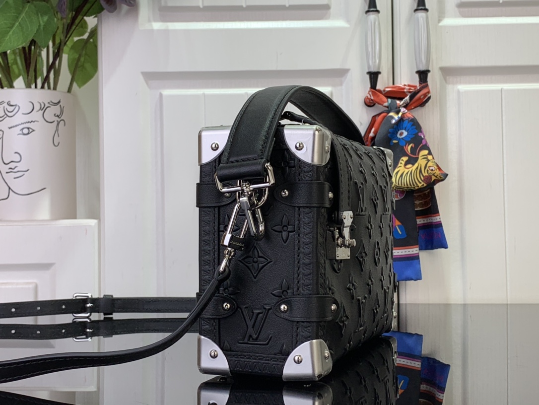 Louis Vuitton LV Monogram side trunk MM - Brown Handle Bags,