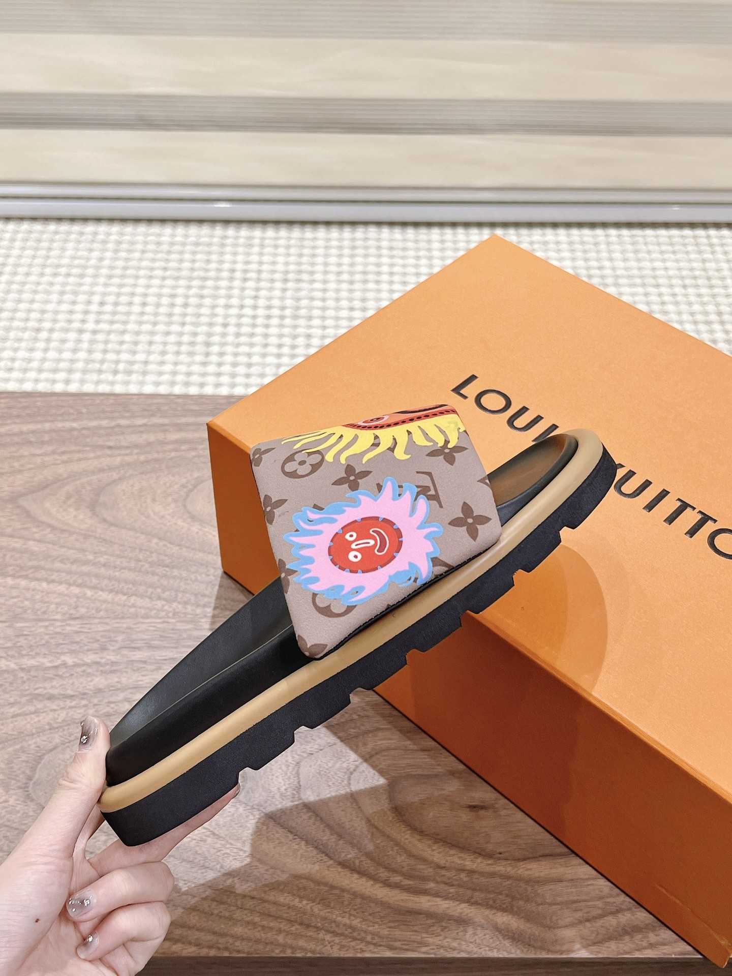 Louis Vuitton  LV YAYOI KUSAMA Collaboration Slip-On Sandals-yf