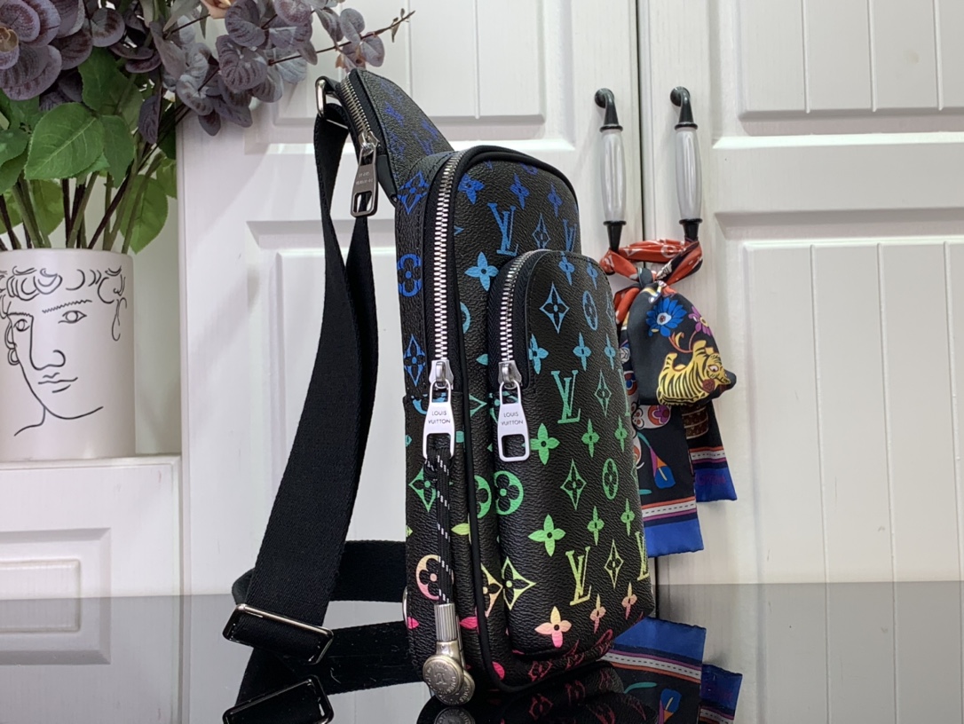 LOUIS VUITTON M13936 Avenue Sling Bag Iridescent Gradient ULTRA RARE 2025